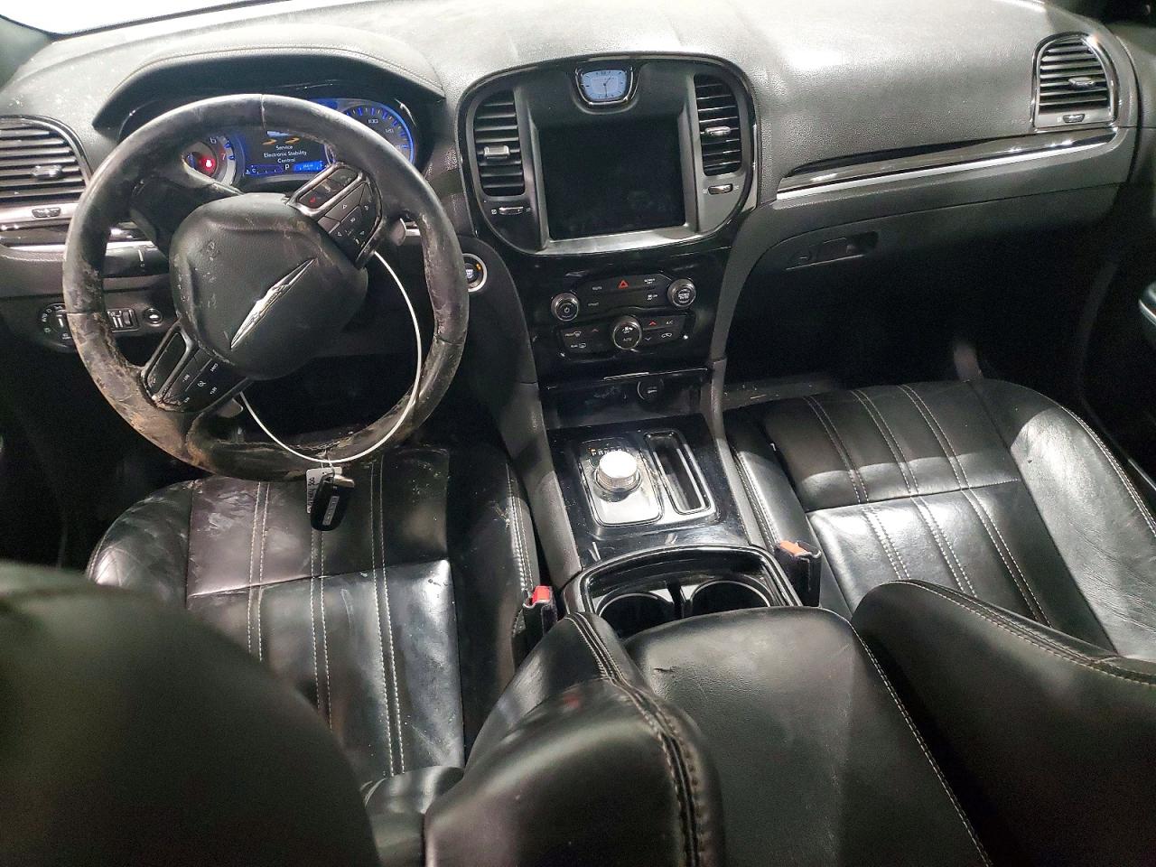 2019 CHRYSLER 300 S photo 8
