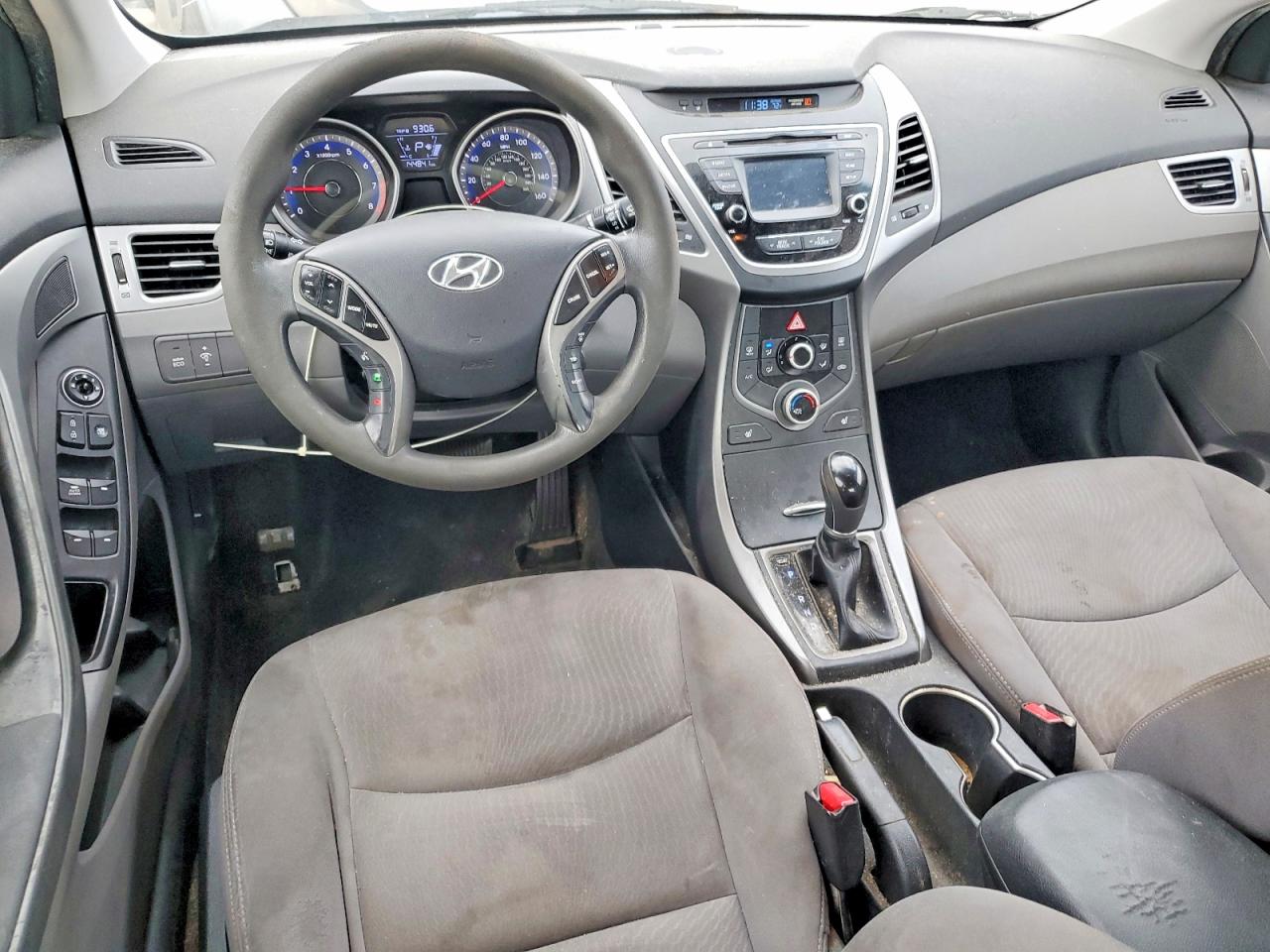 2014 HYUNDAI ELANTRA SE photo 8
