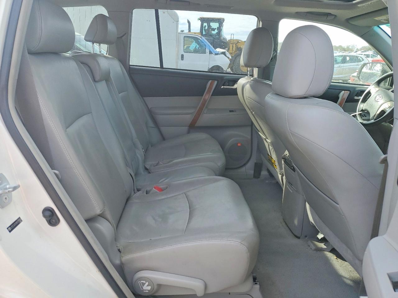 2008 TOYOTA HIGHLANDER LIMITED photo 11