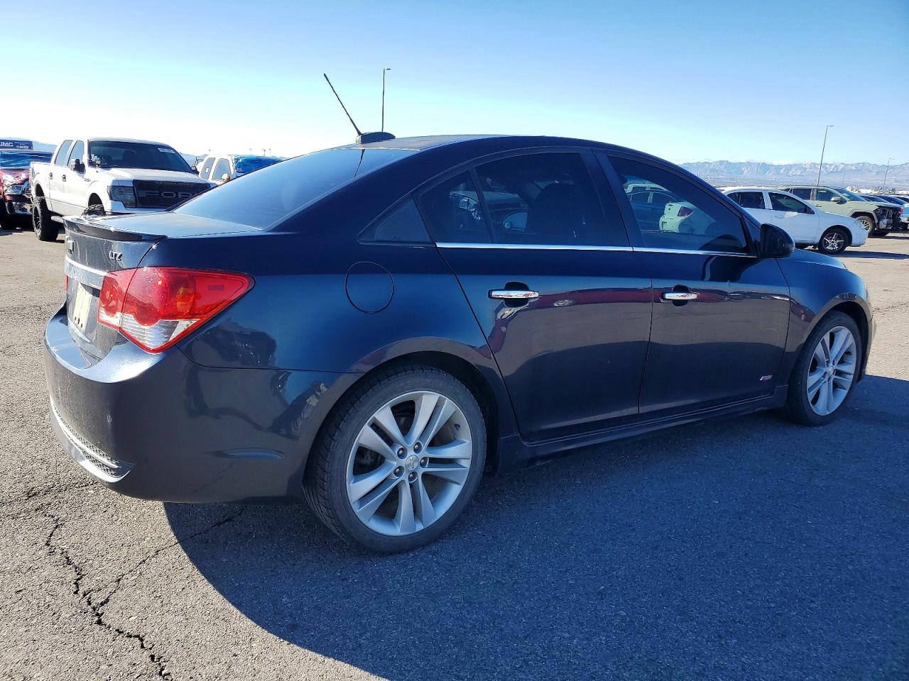 2015 CHEVROLET CRUZE LTZ photo 3