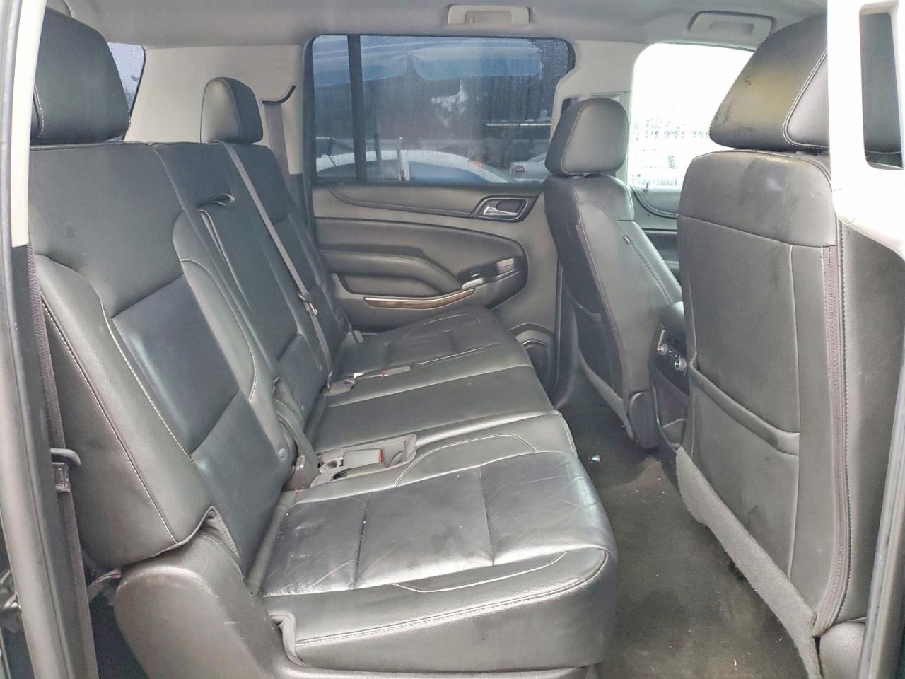 2018 CHEVROLET SUBURBAN C1500 LT photo 11