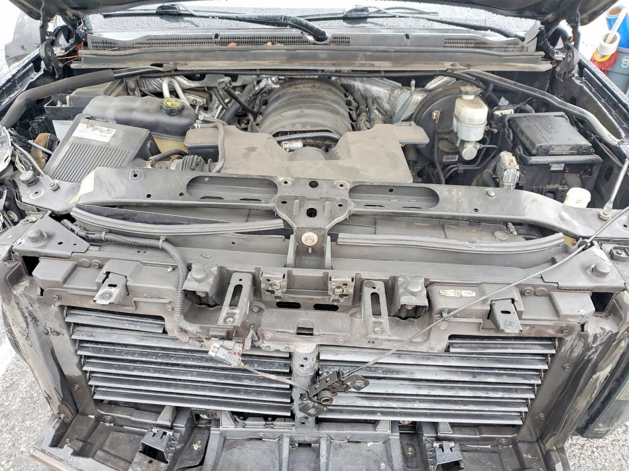 2018 CHEVROLET SUBURBAN C1500 LT photo 12
