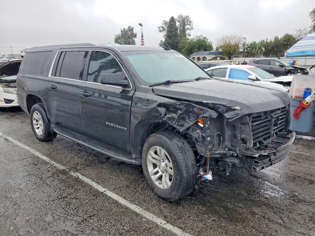 2018 CHEVROLET SUBURBAN C1500 LT photo 4