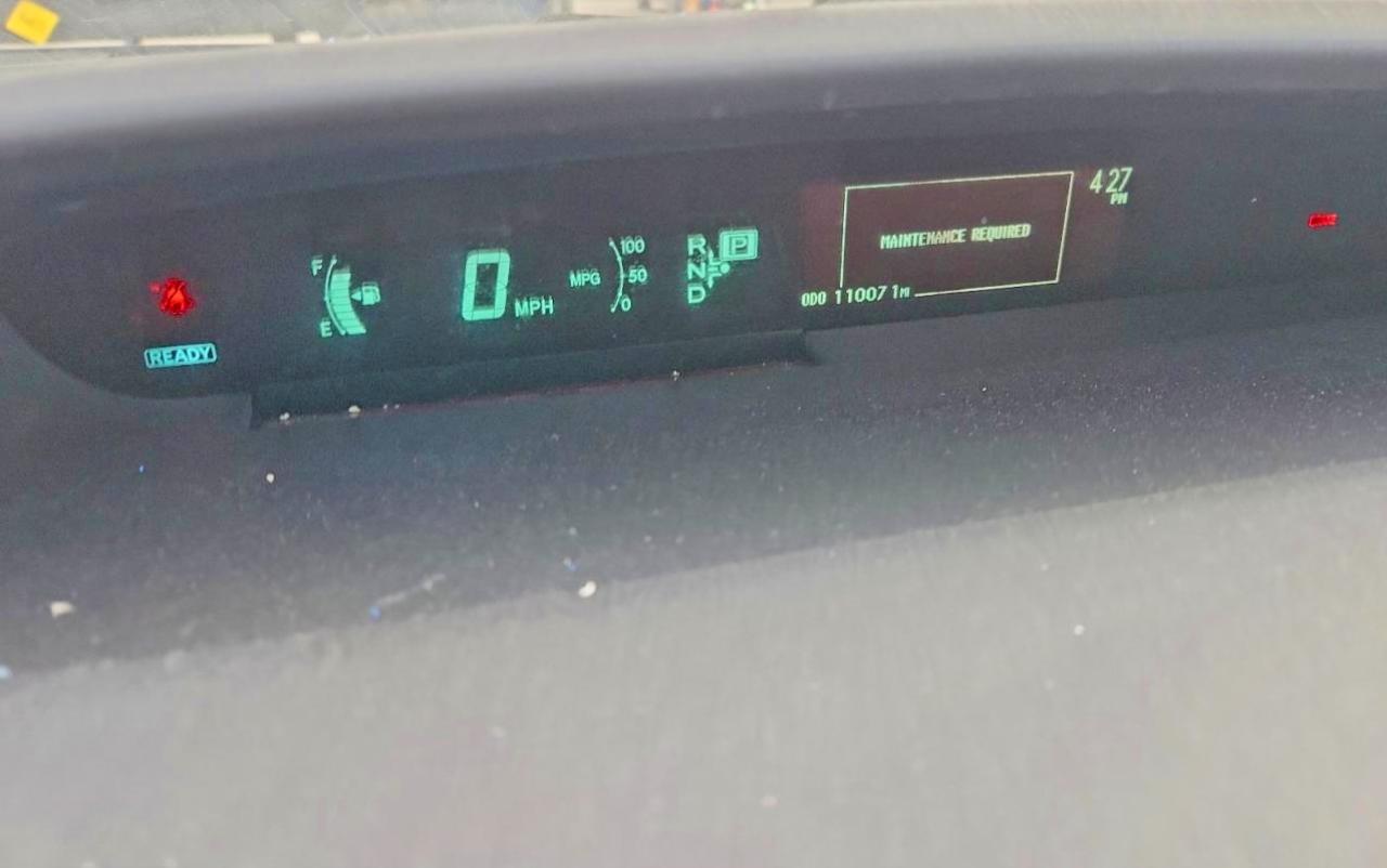 2014 TOYOTA PRIUS photo 9