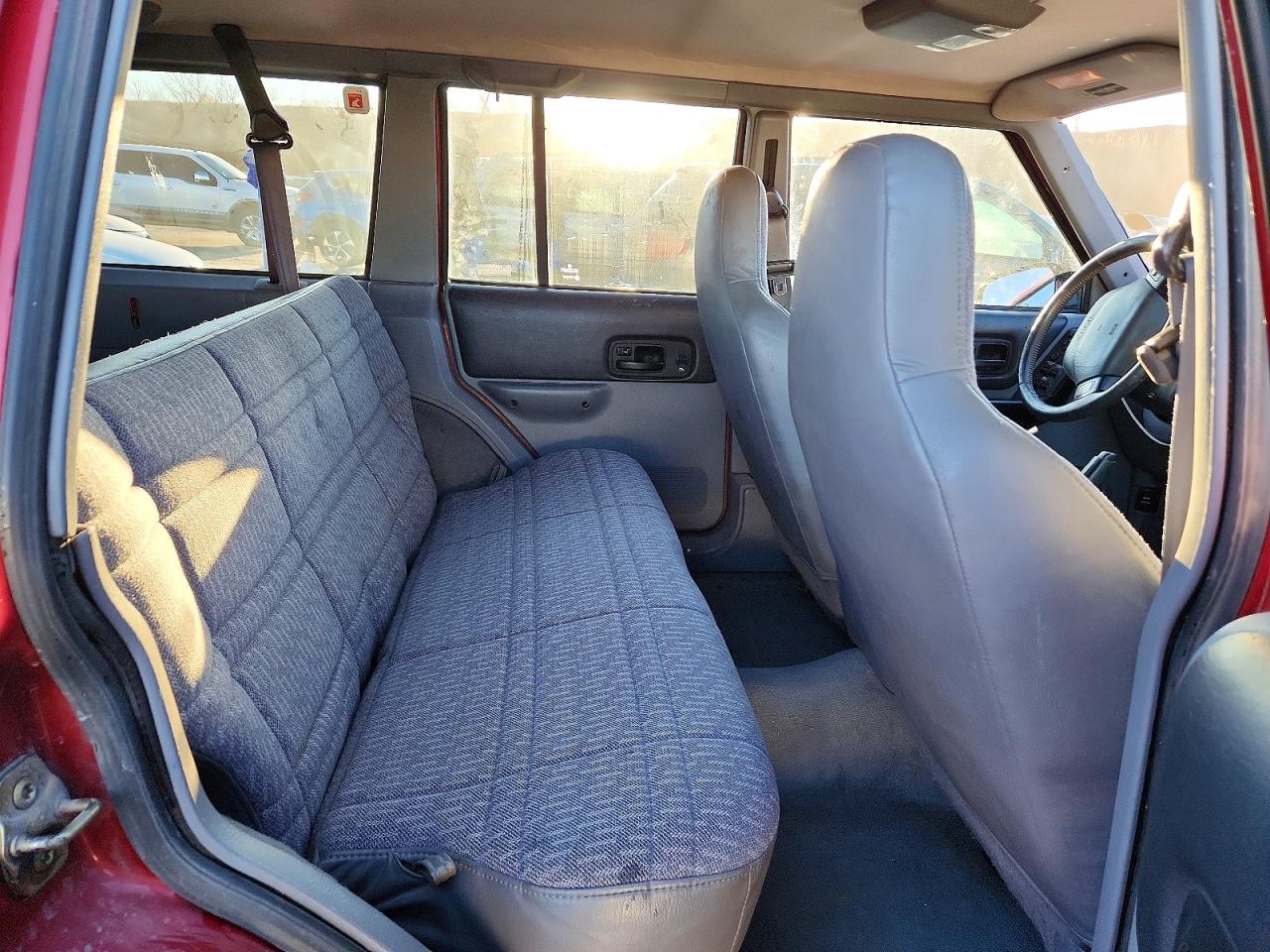 1998 JEEP CHEROKEE SPORT photo 11