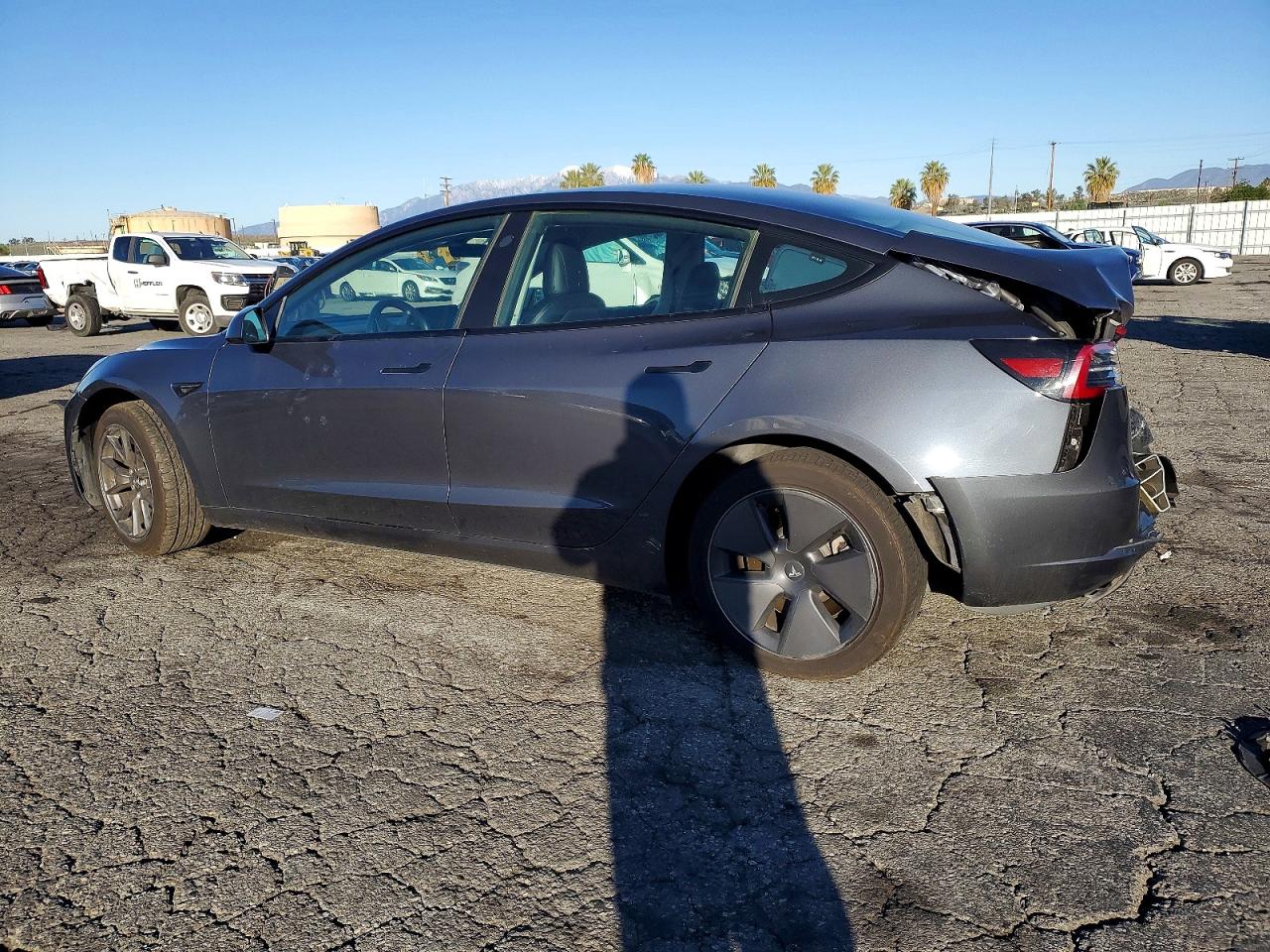 2023 TESLA MODEL 3 photo 2