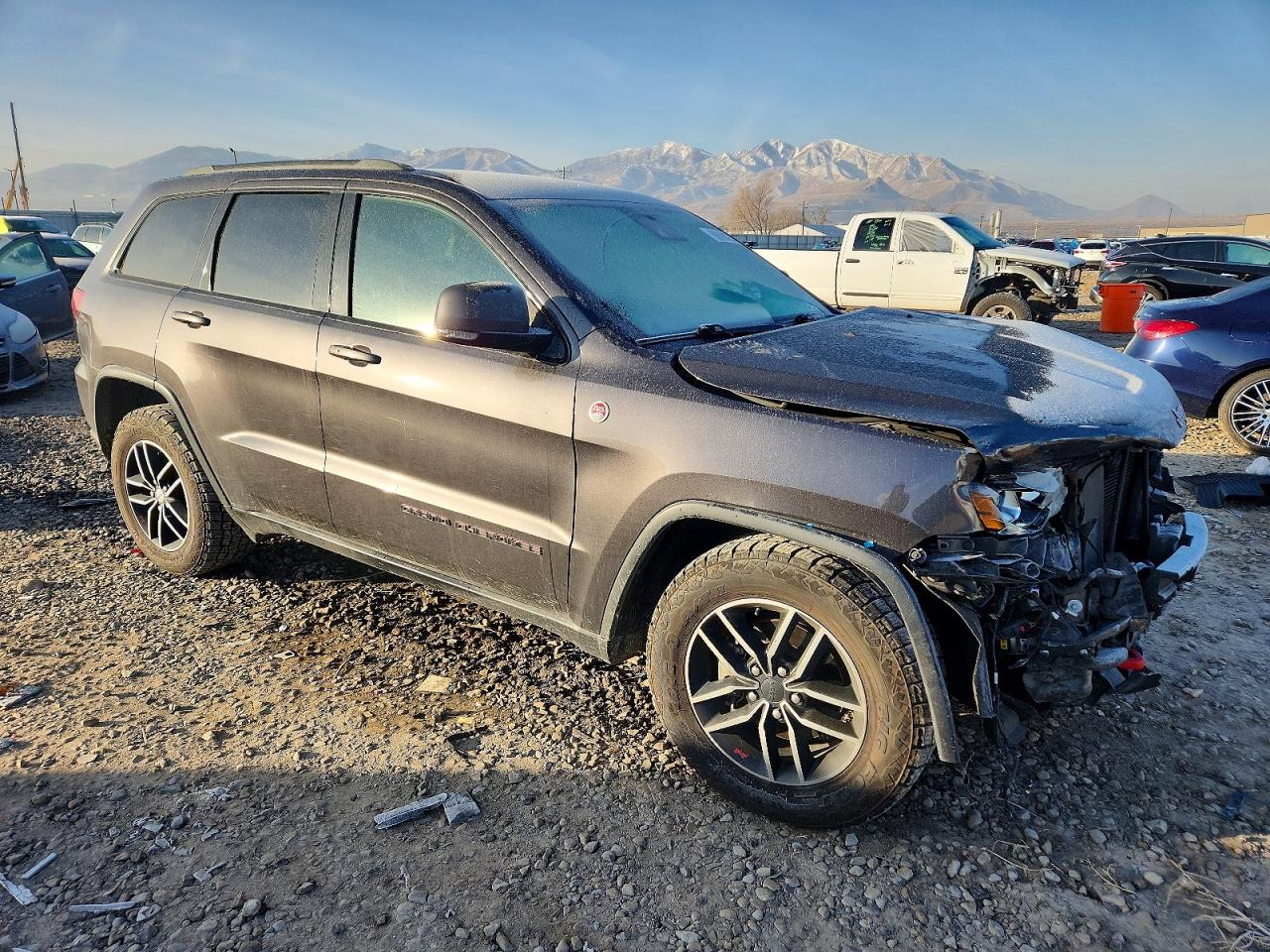 2018 JEEP GRAND CHEROKEE TRAILHAWK photo 4