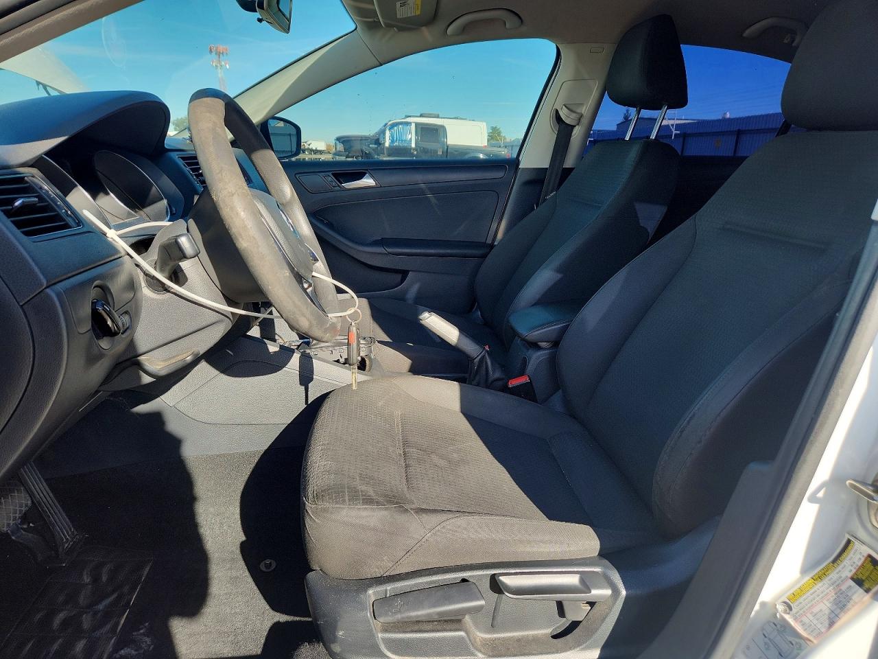 2016 VOLKSWAGEN JETTA S photo 7
