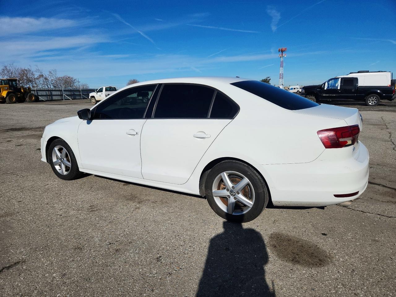 2016 VOLKSWAGEN JETTA S photo 2