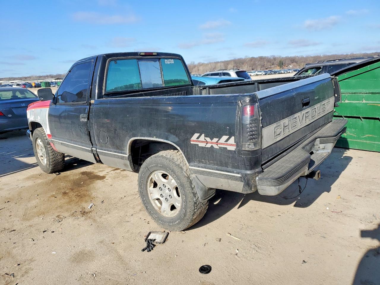 1994 CHEVROLET GMT-400 K1500 photo 2