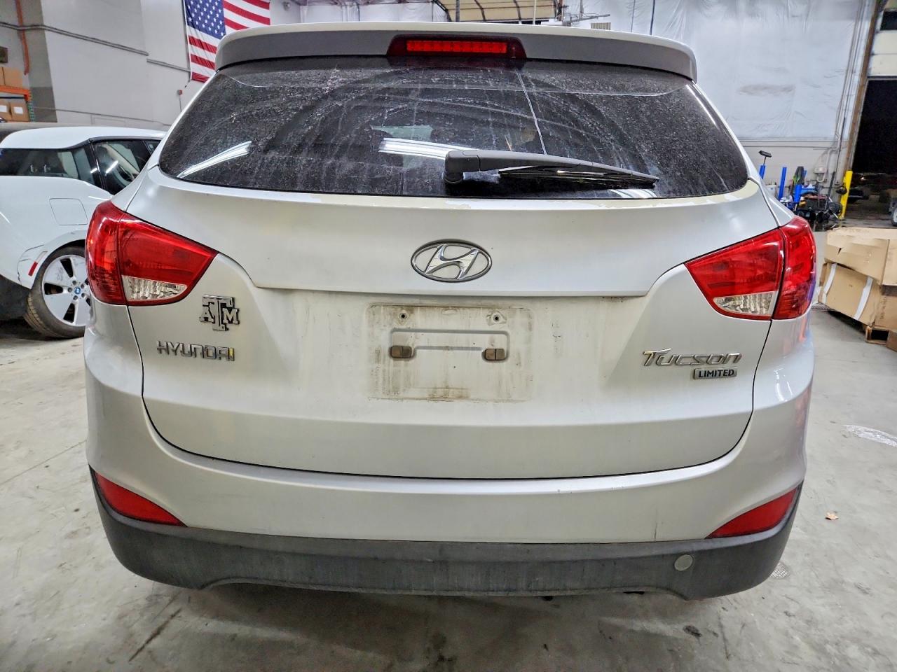 2012 HYUNDAI TUCSON GLS photo 6
