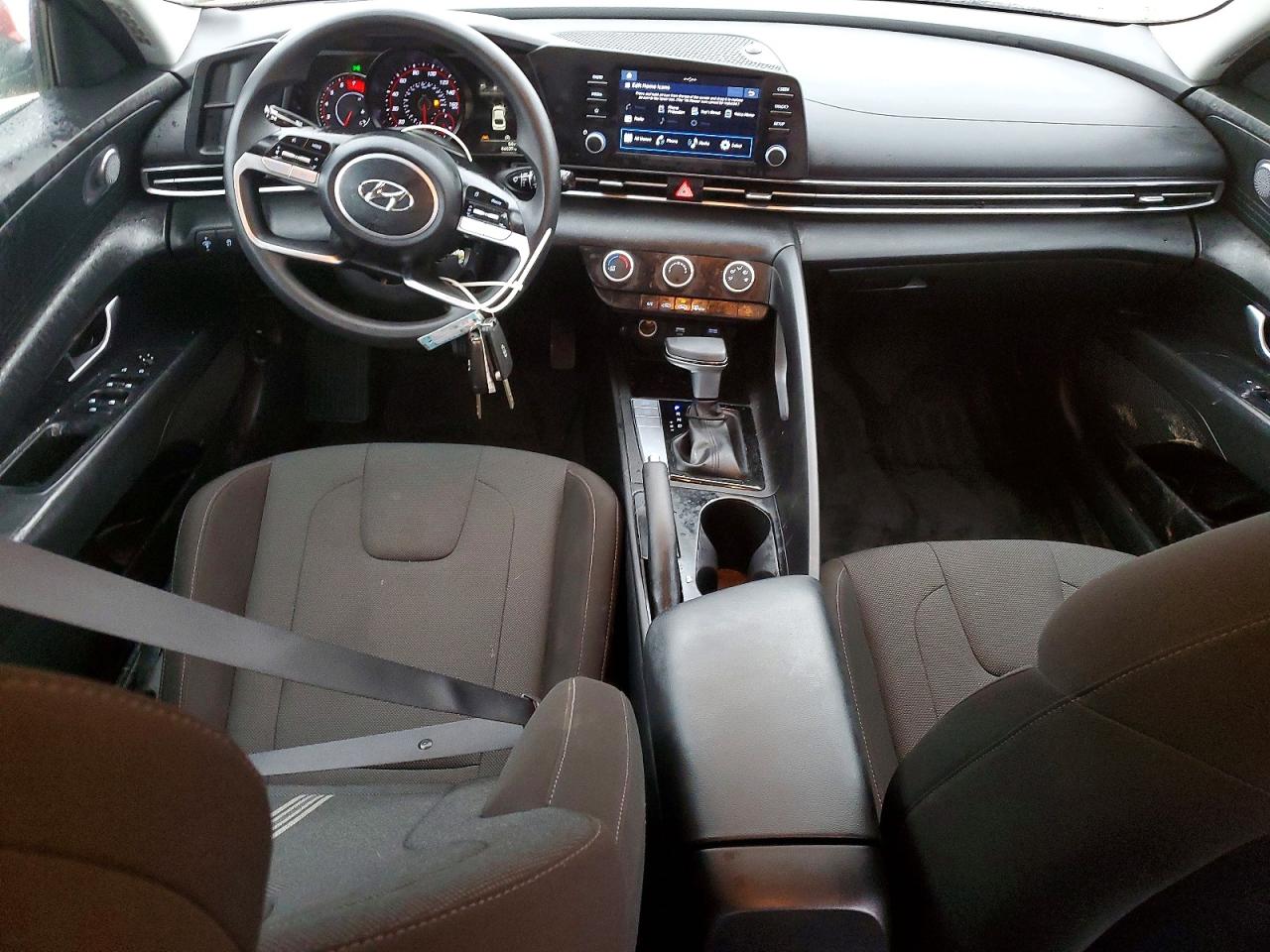 2021 HYUNDAI ELANTRA SE photo 8