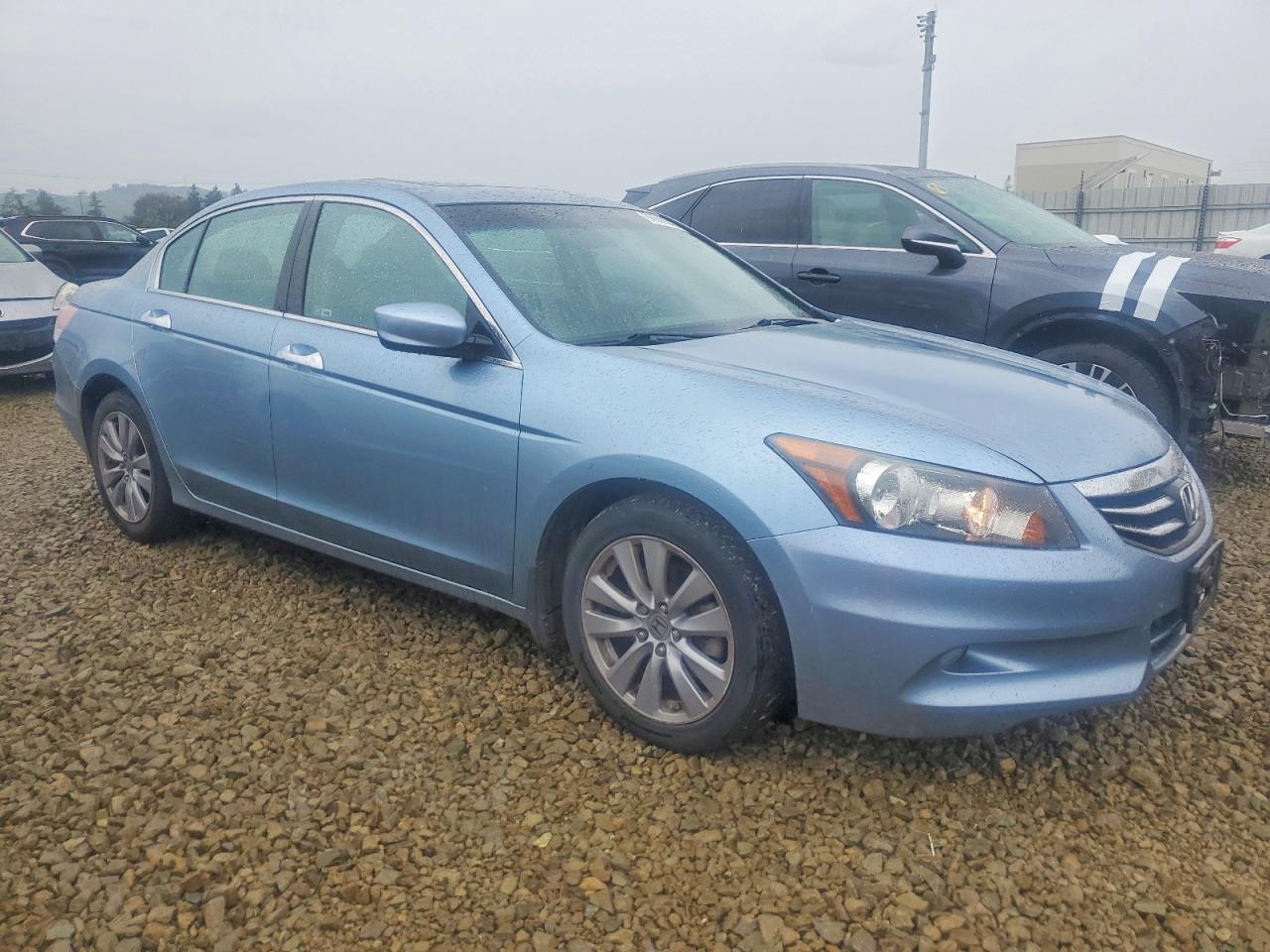 2011 HONDA ACCORD EXL photo 4