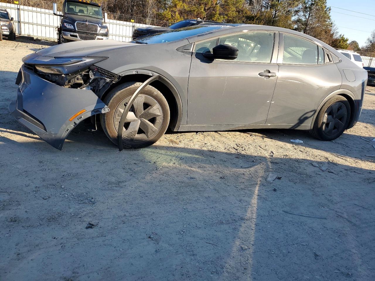 2025 TOYOTA PRIUS