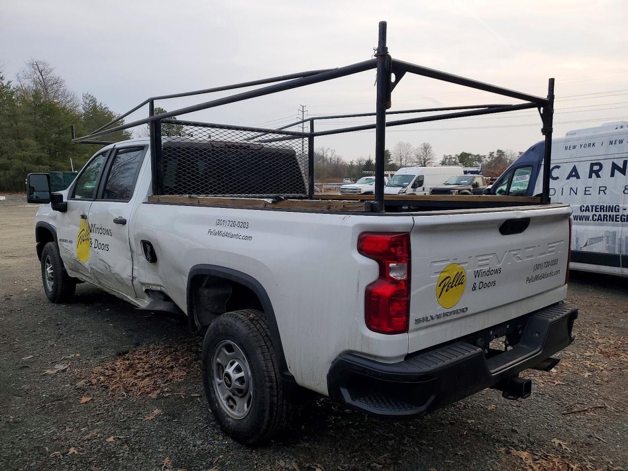 2020 CHEVROLET SILVERADO C2500 HEAVY DUTY photo 2