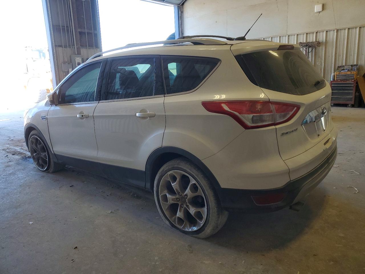 2015 FORD ESCAPE TITANIUM photo 2