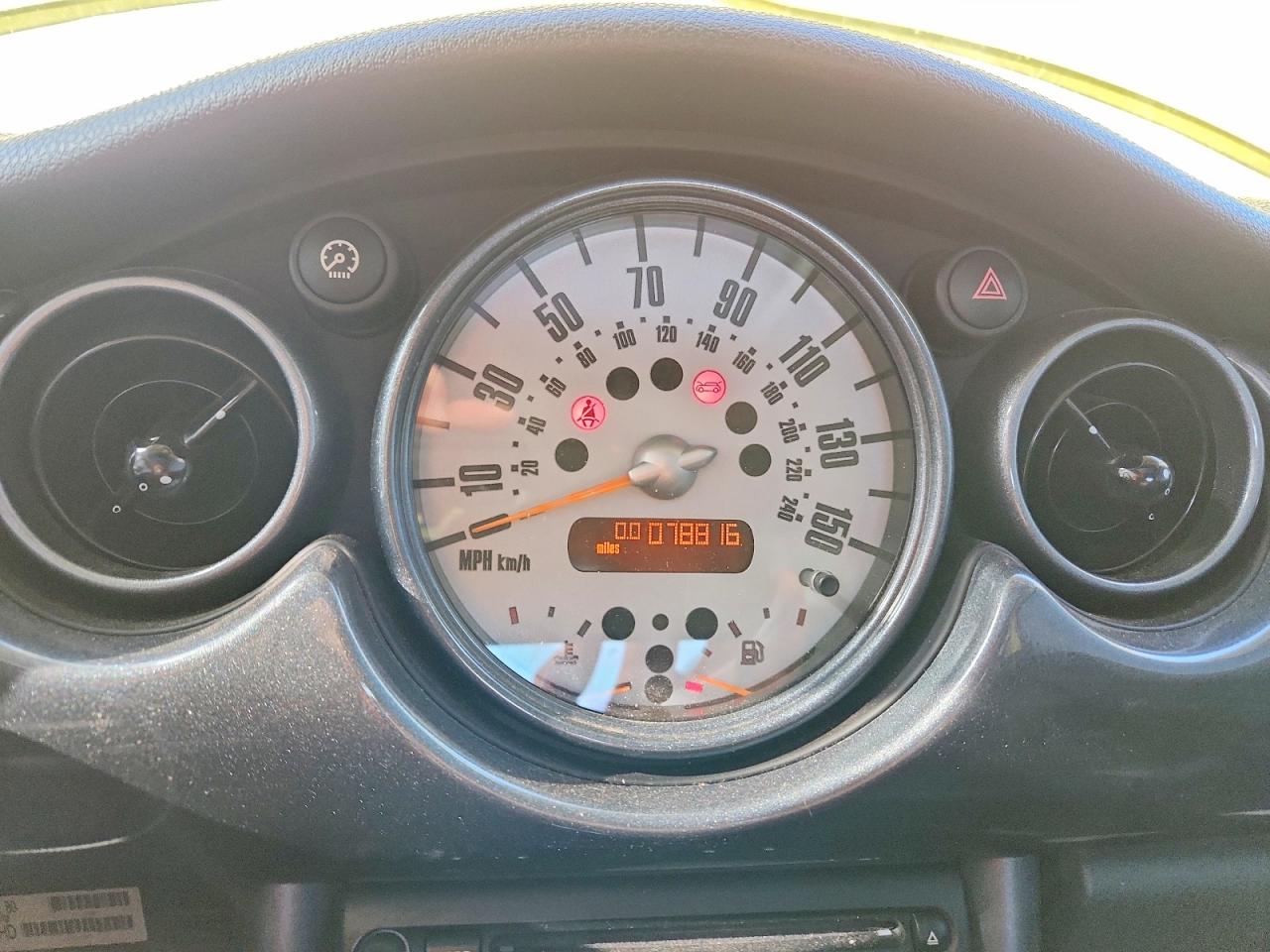 2003 MINI COOPER photo 9