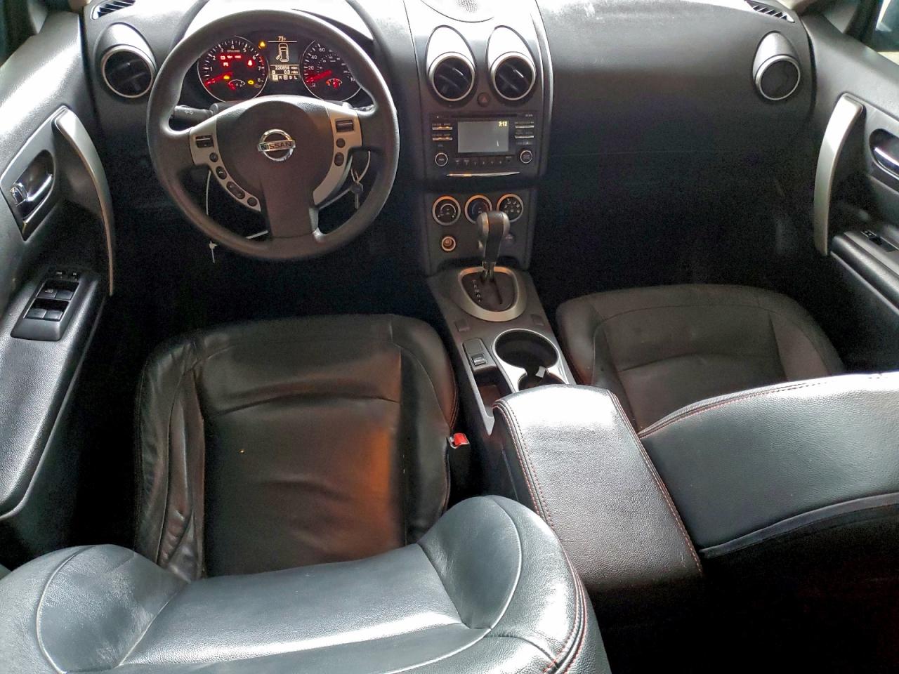 2013 NISSAN ROGUE S photo 8