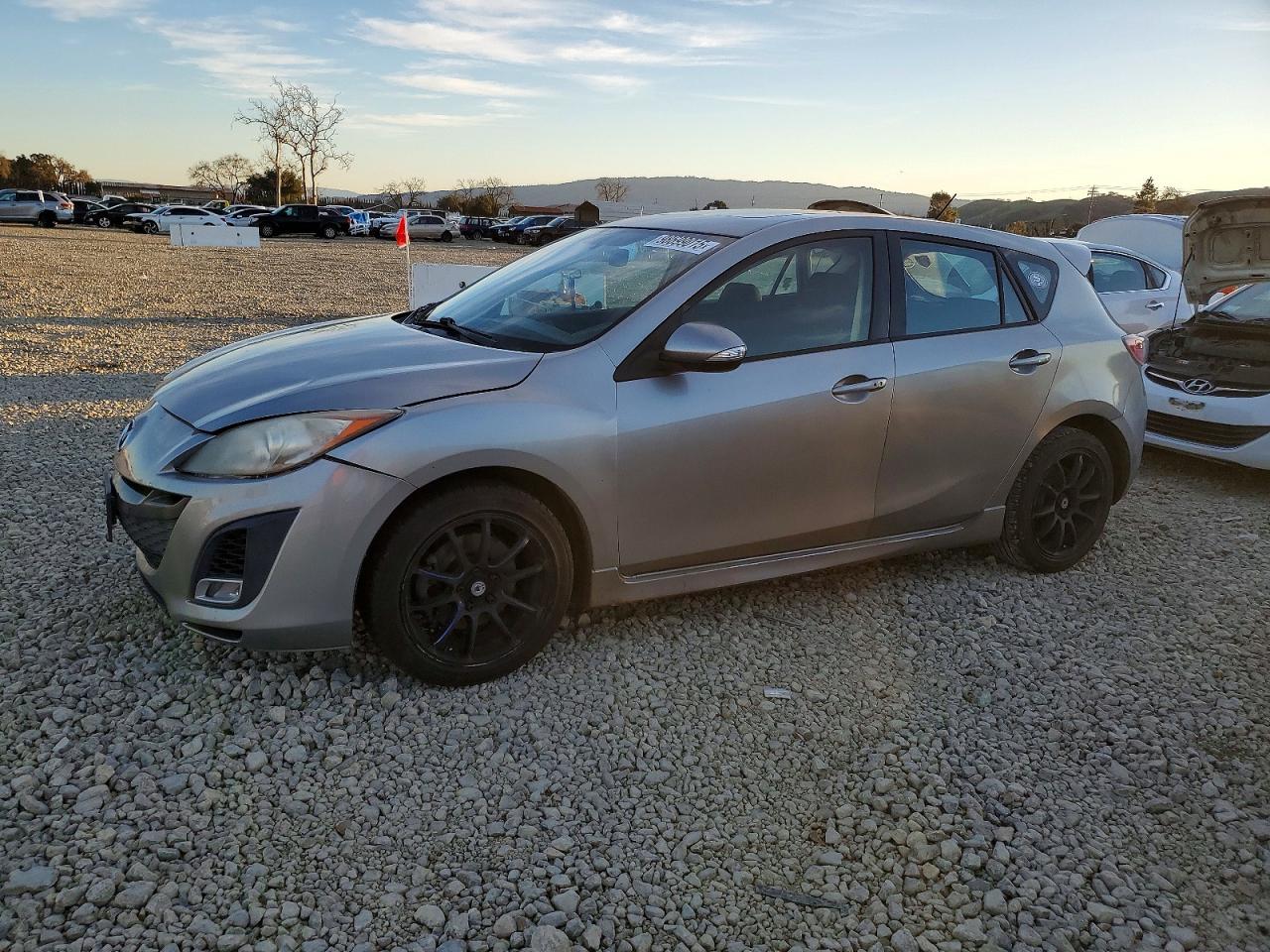 2010 MAZDA 3