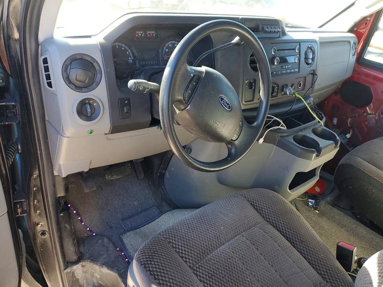 2011 FORD ECONOLINE - RV photo 8