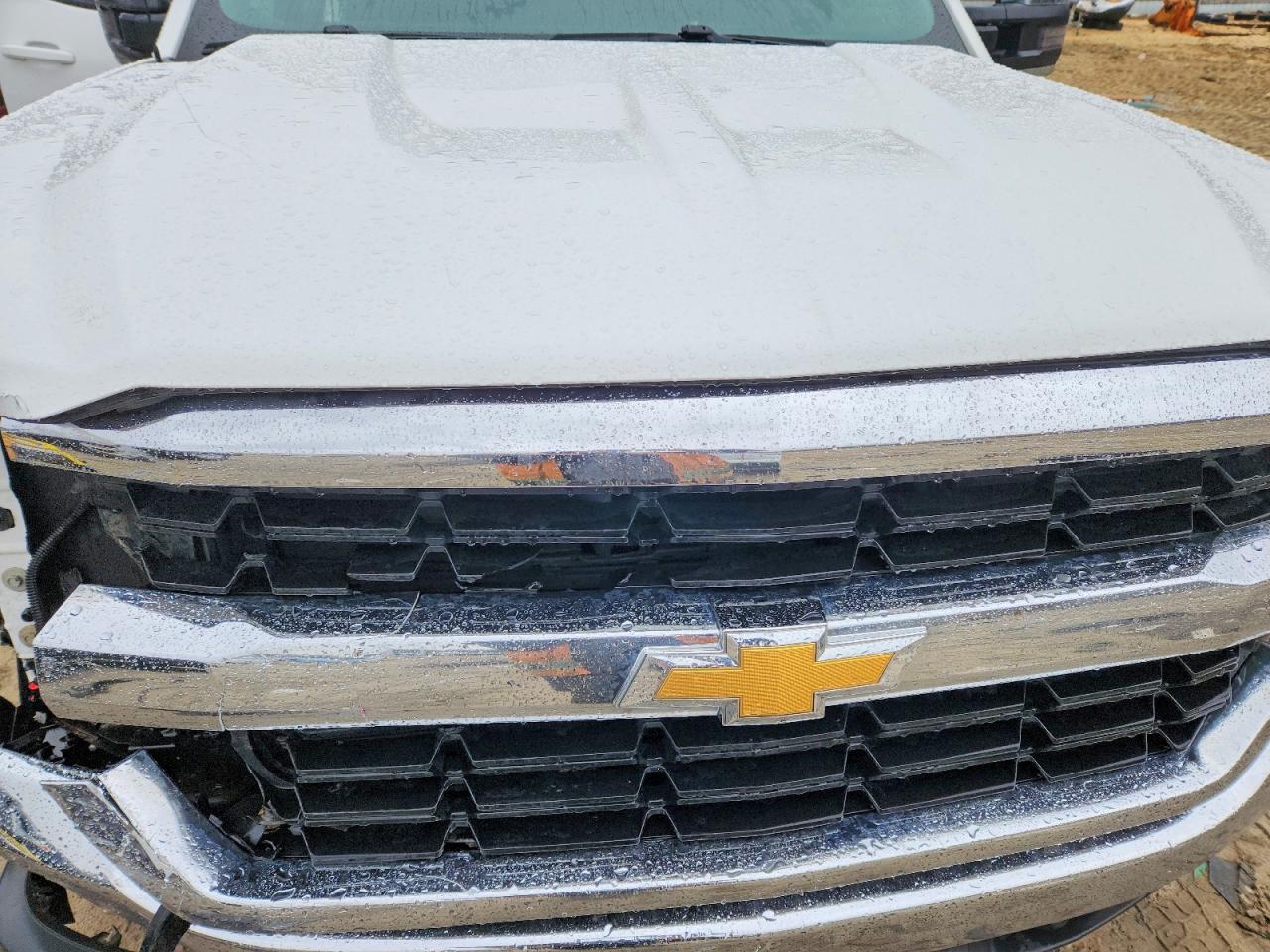 2017 CHEVROLET SILVERADO K1500 LT photo 11