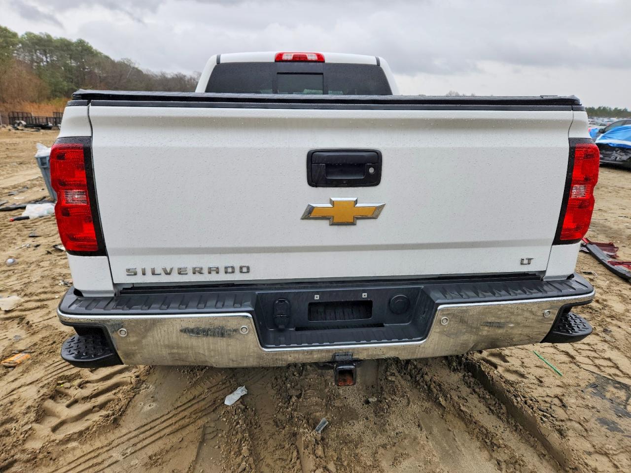 2017 CHEVROLET SILVERADO K1500 LT photo 6