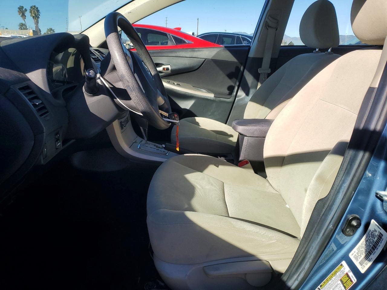 2013 TOYOTA COROLLA BASE photo 7