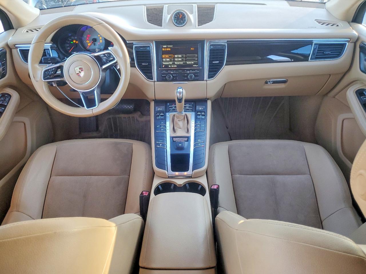 2016 PORSCHE MACAN S photo 8