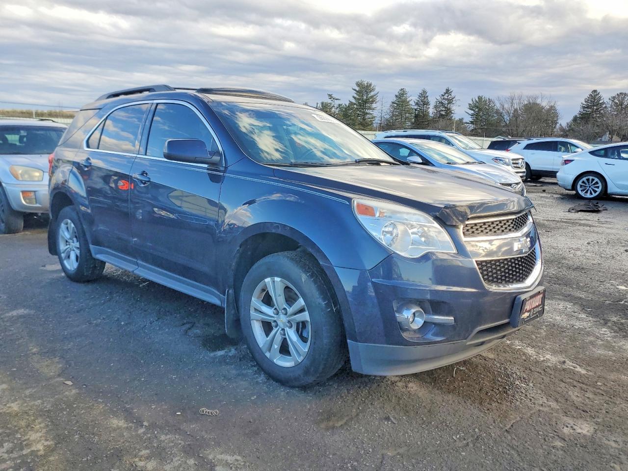 2015 CHEVROLET EQUINOX LT photo 4