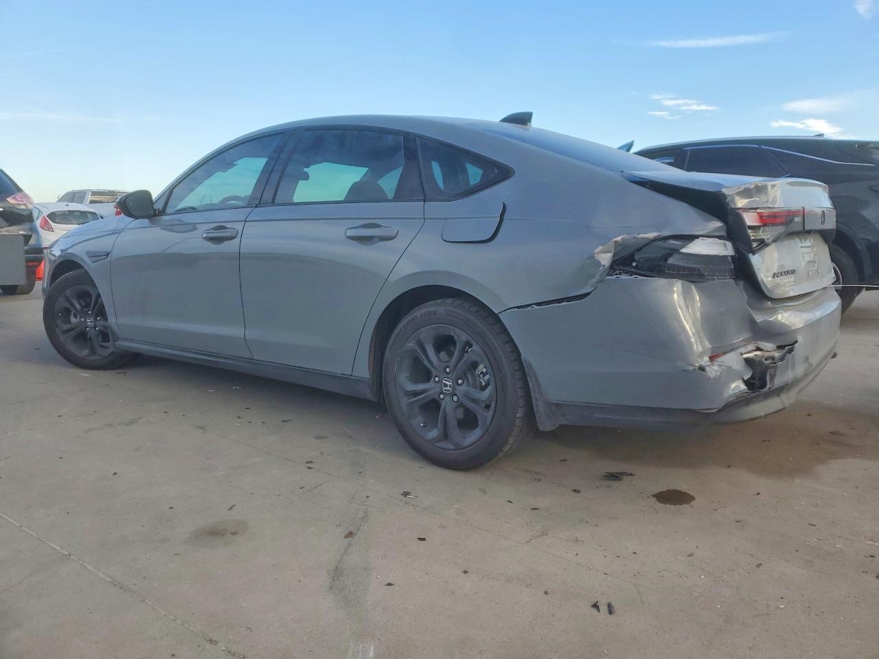 2025 HONDA ACCORD SE photo 2