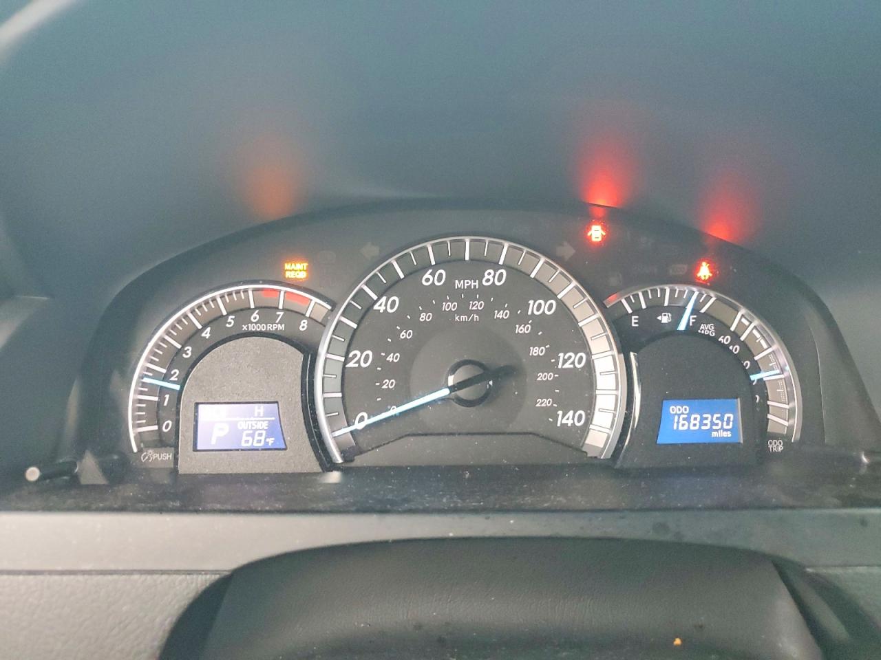 2014 TOYOTA CAMRY L photo 9
