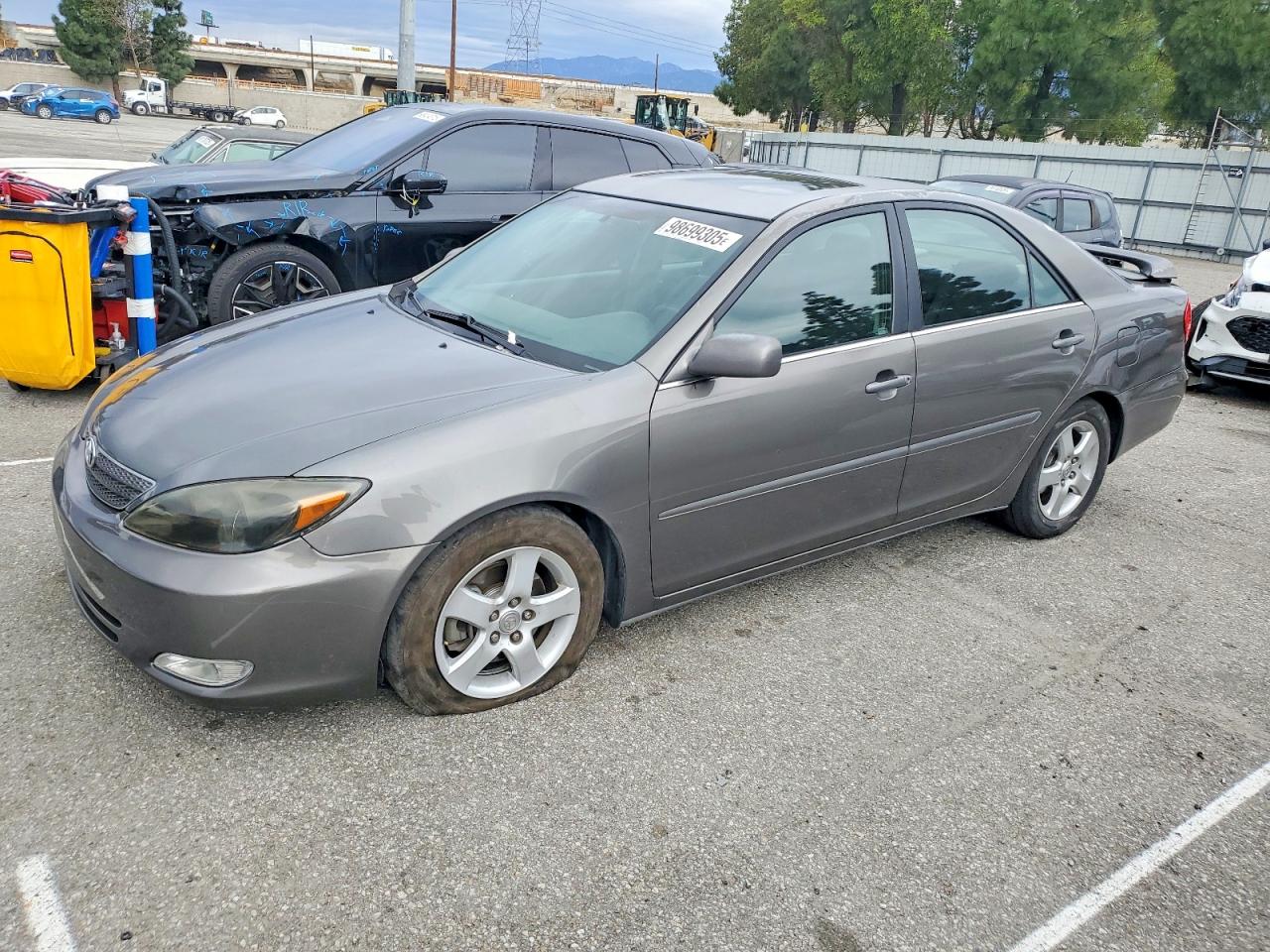 2004 TOYOTA CAMRY