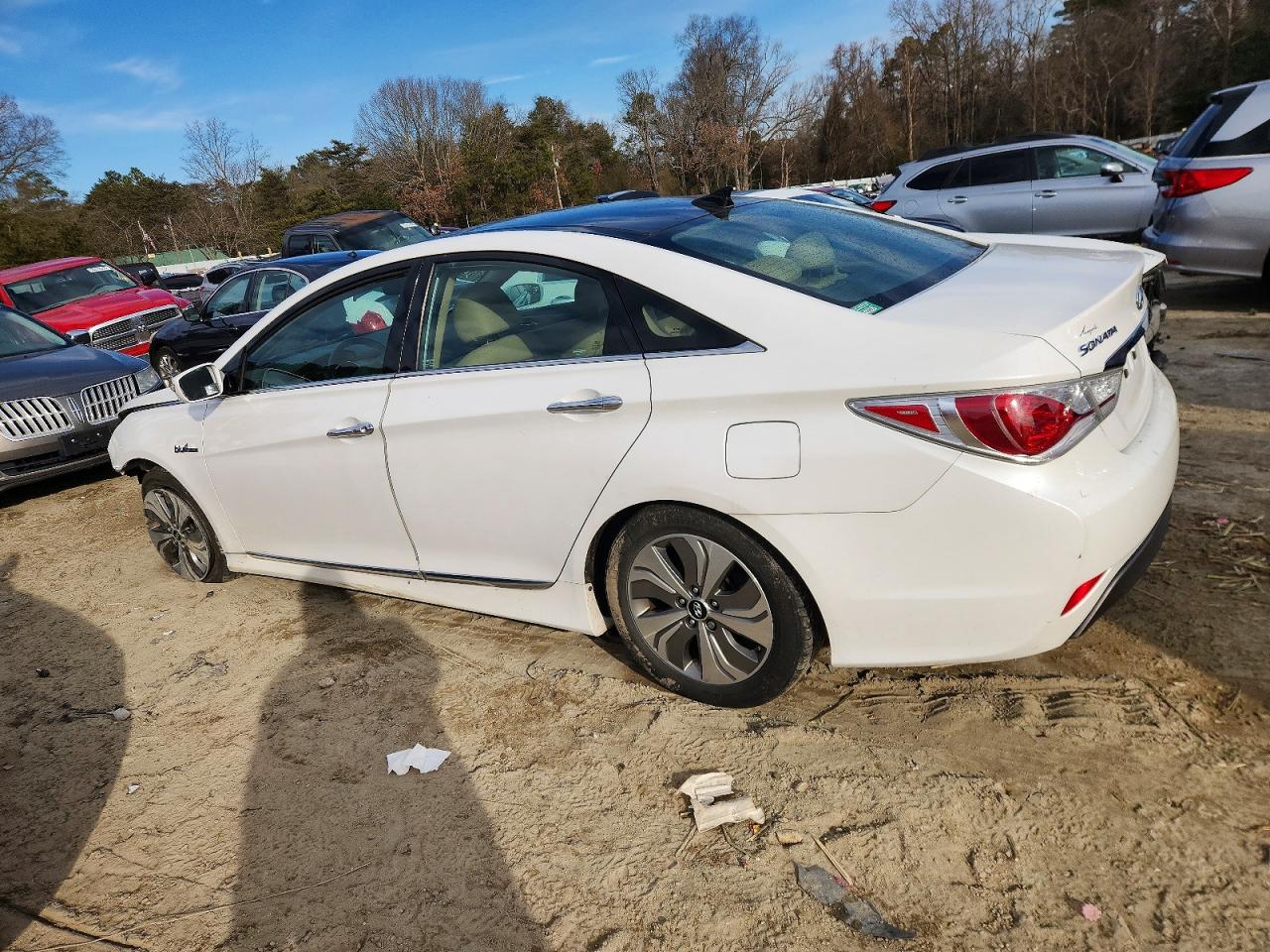 2015 HYUNDAI SONATA HYBRID photo 2