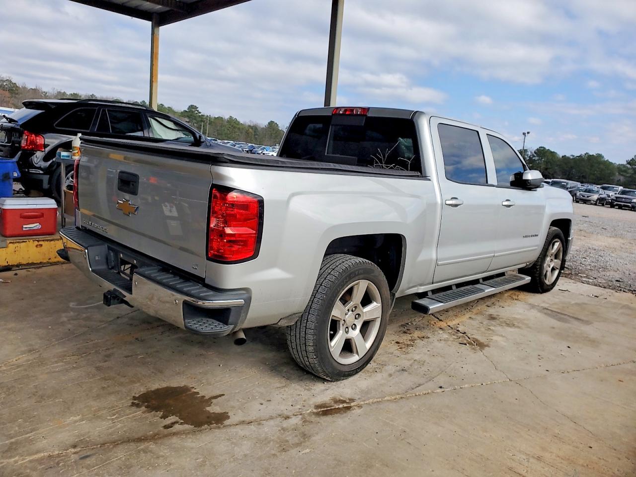 2015 CHEVROLET SILVERADO C1500 LT photo 3
