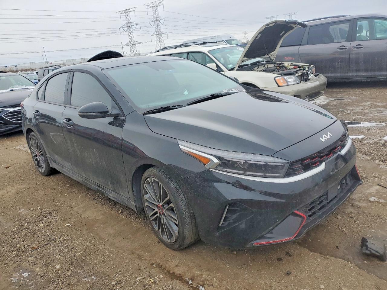 2024 KIA FORTE GT photo 4
