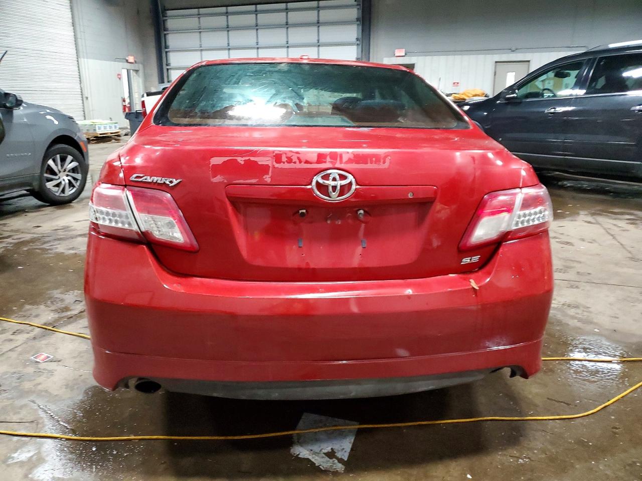 2010 TOYOTA CAMRY BASE photo 21