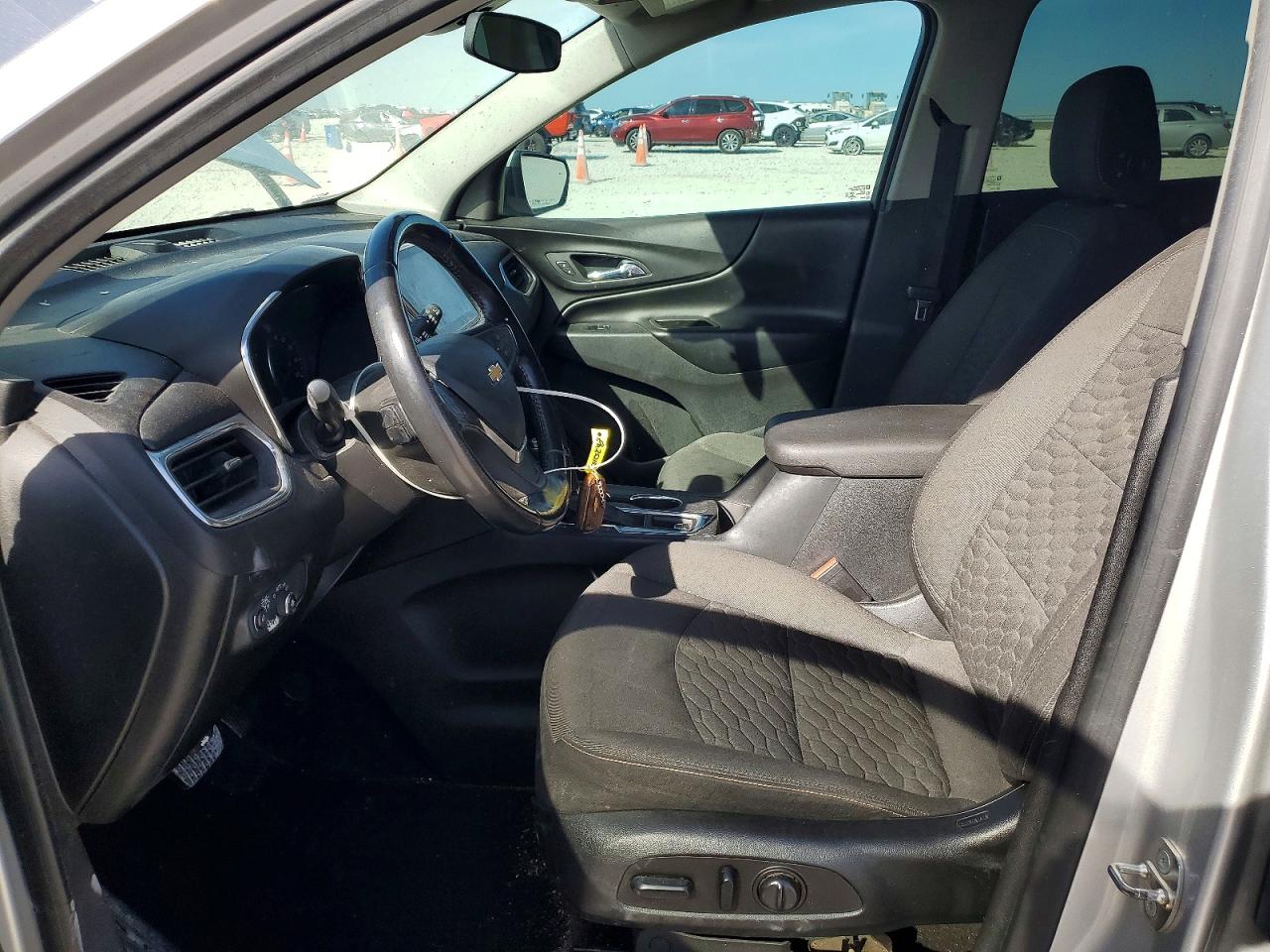 2019 CHEVROLET EQUINOX LT photo 7