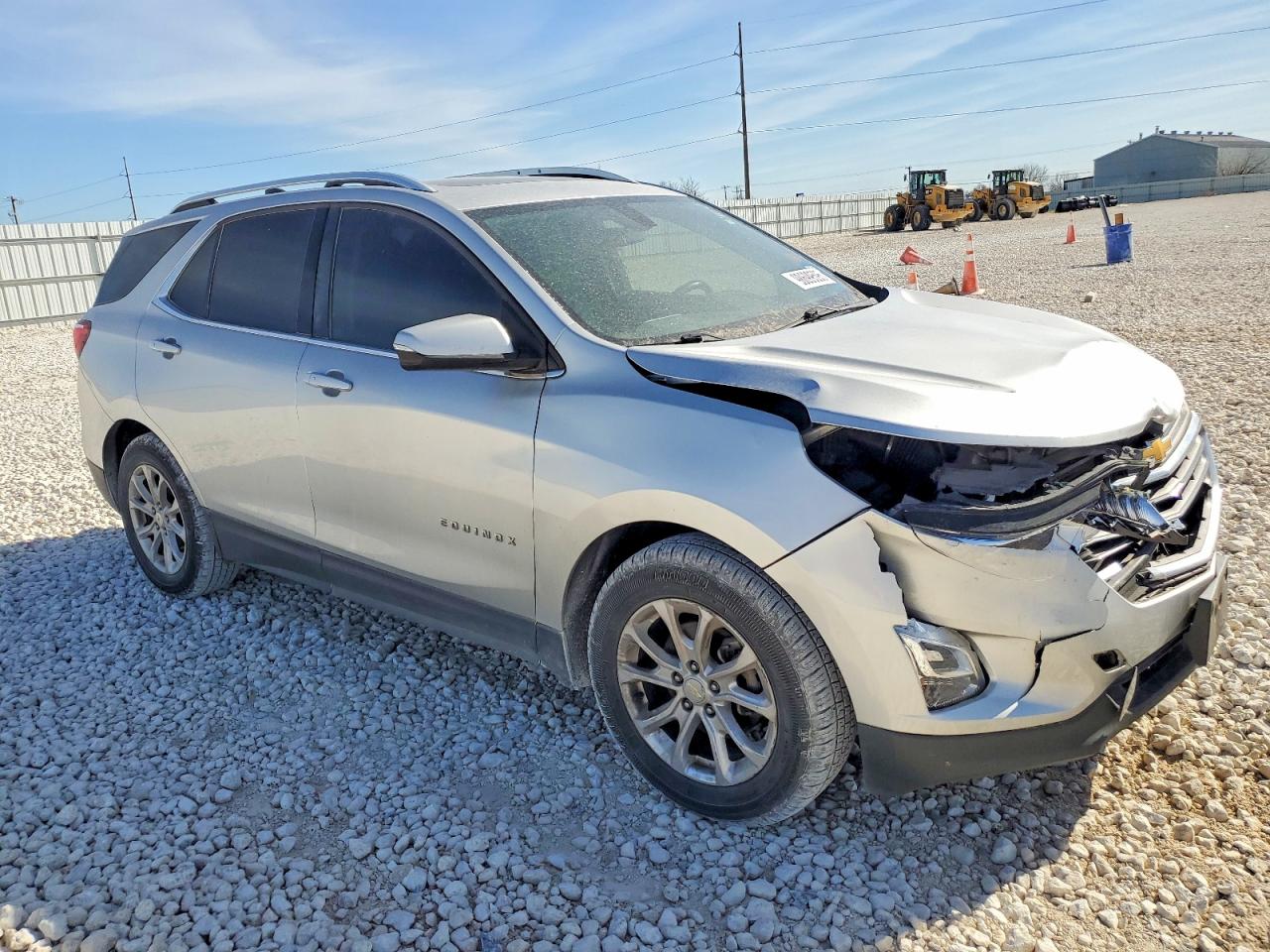 2019 CHEVROLET EQUINOX LT photo 4