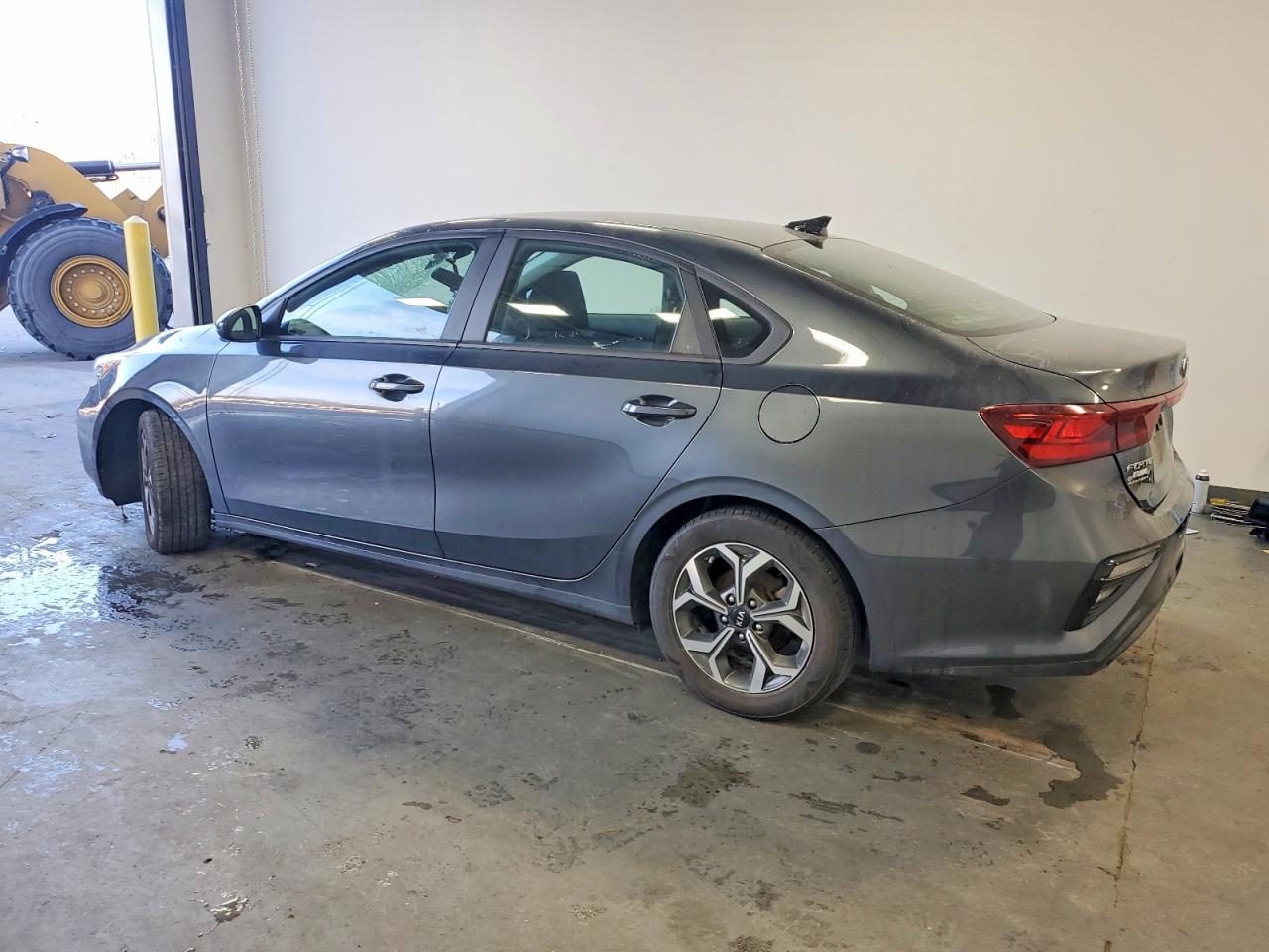 2020 KIA FORTE FE photo 2