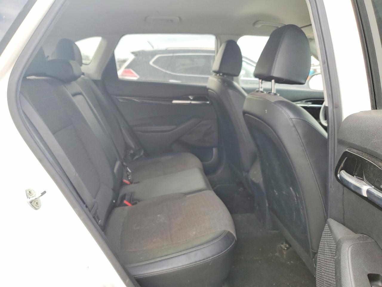 2021 KIA SELTOS S photo 11
