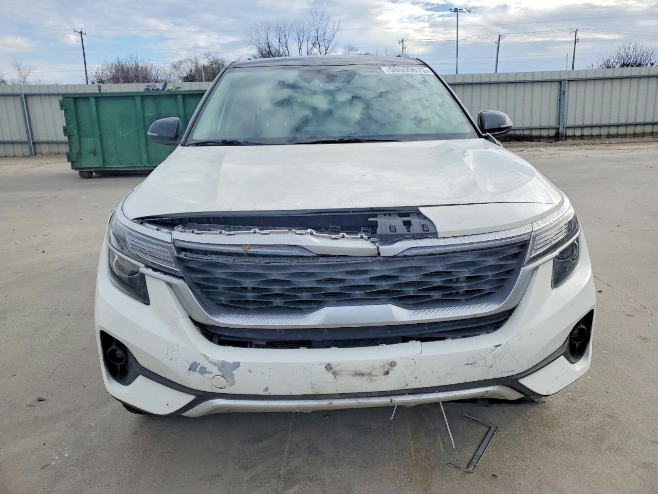 2021 KIA SELTOS S photo 5