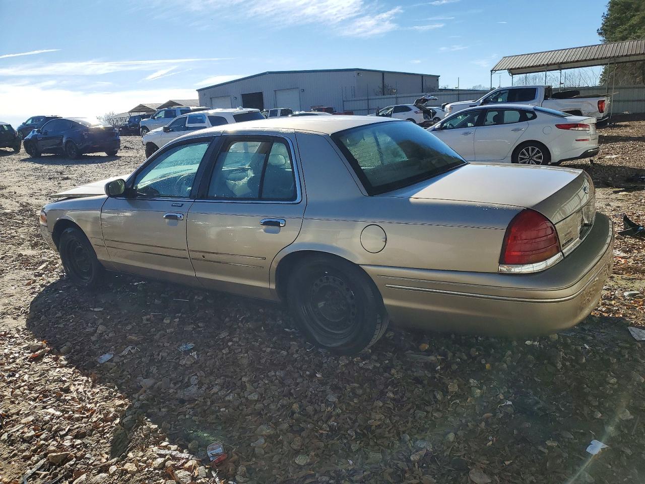 1999 FORD CROWN VICTORIA photo 2