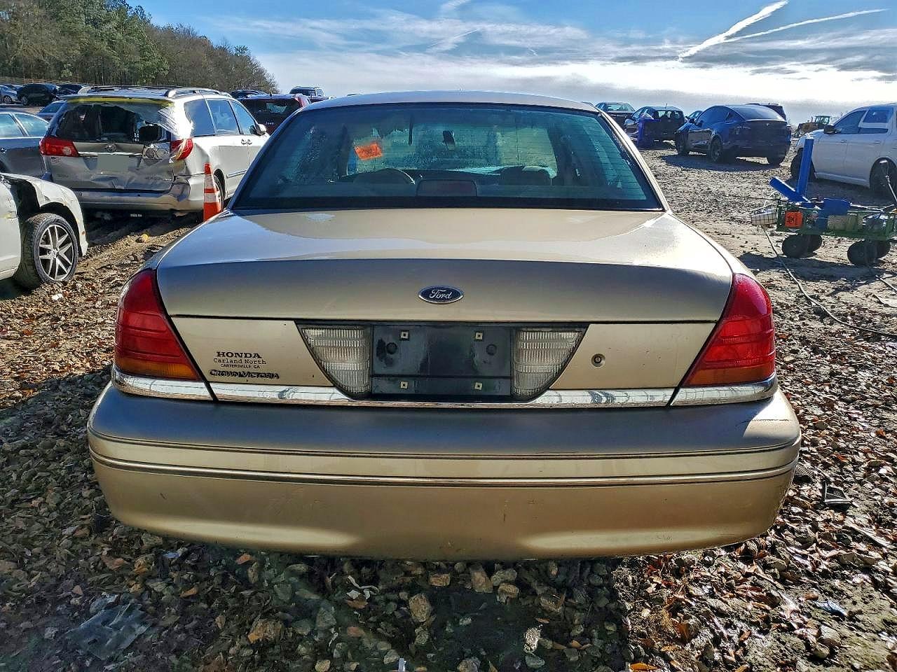 1999 FORD CROWN VICTORIA photo 6