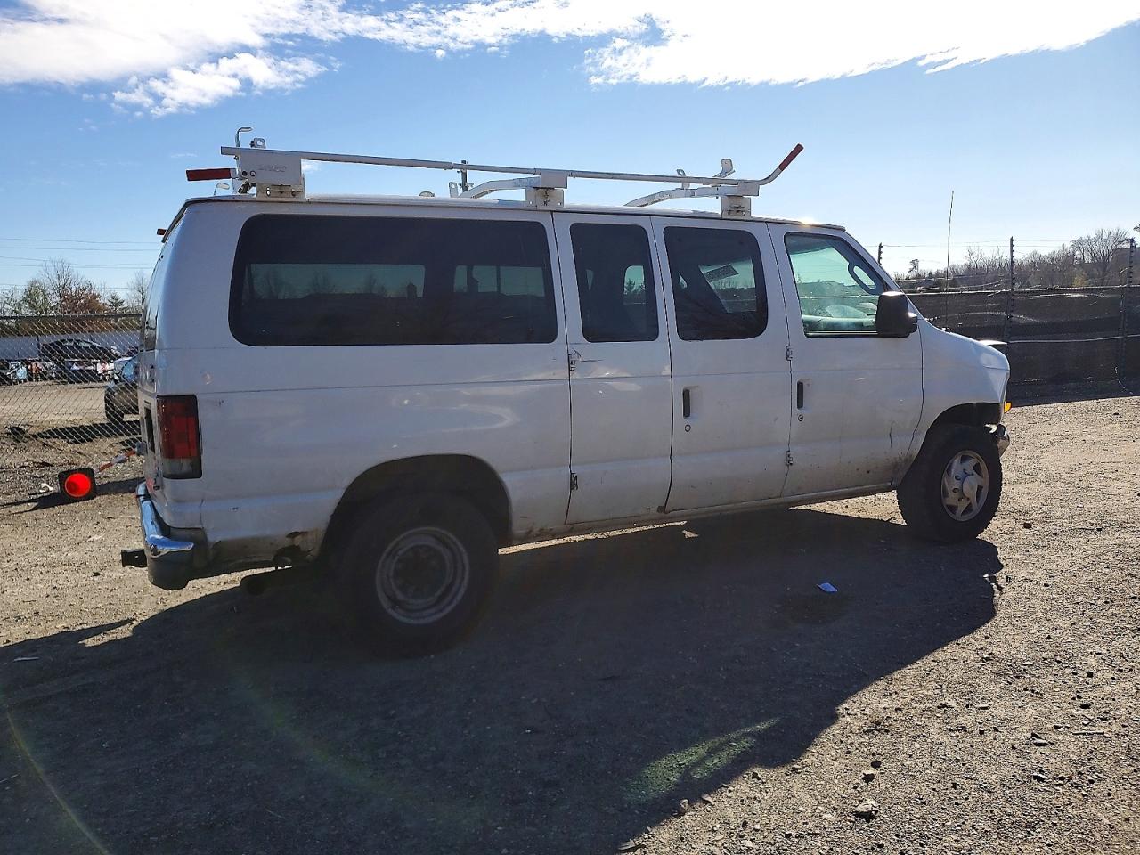 2006 FORD ECONOLINE E350 SUPER DUTY WAGON photo 3