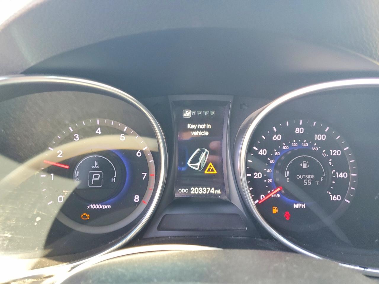 2014 HYUNDAI SANTA FE GLS photo 9
