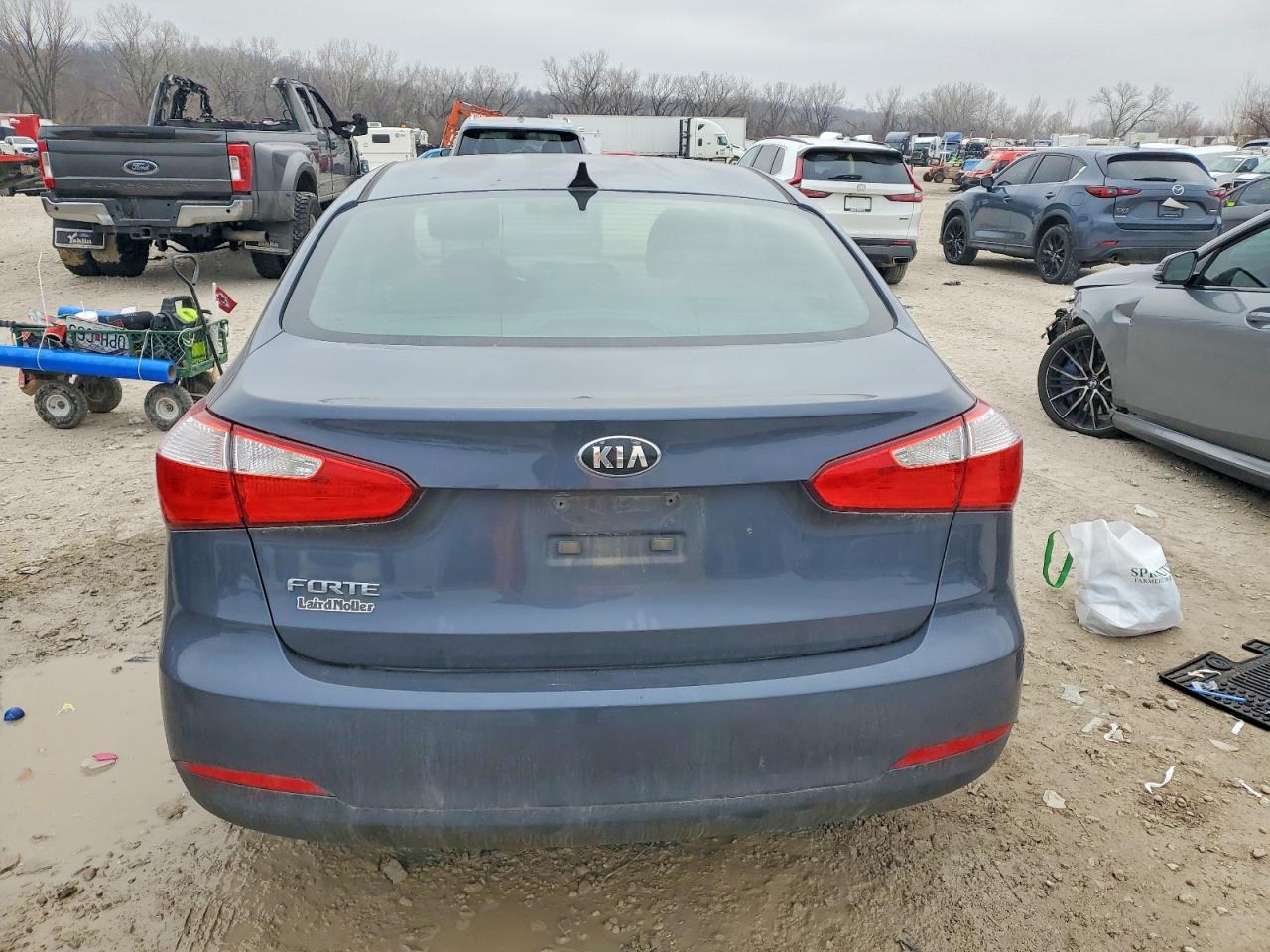 2015 KIA FORTE LX photo 6