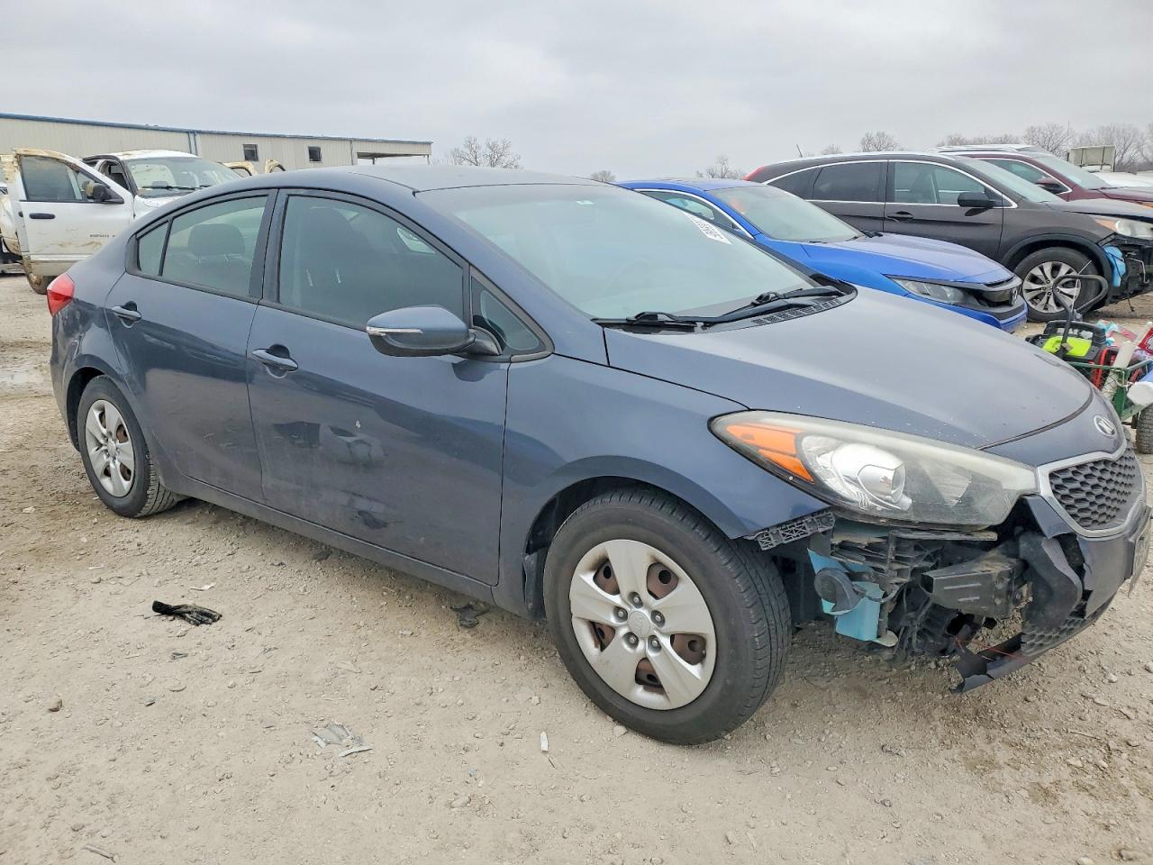 2015 KIA FORTE LX photo 4