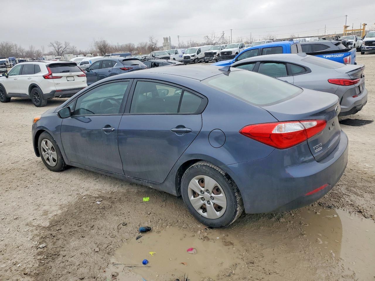 2015 KIA FORTE LX photo 2