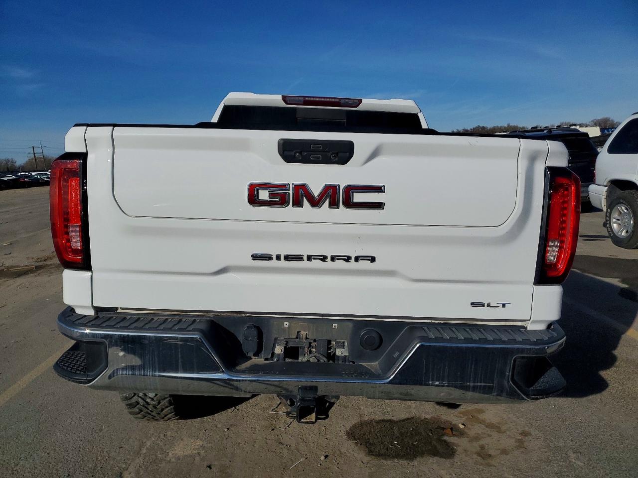 2020 GMC SIERRA K1500 SLT photo 6