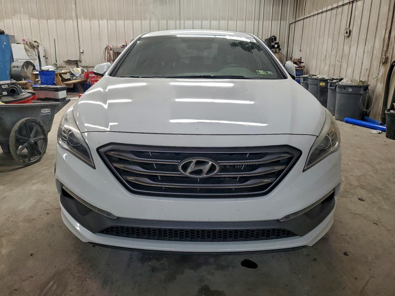 2017 HYUNDAI SONATA SPORT photo 5